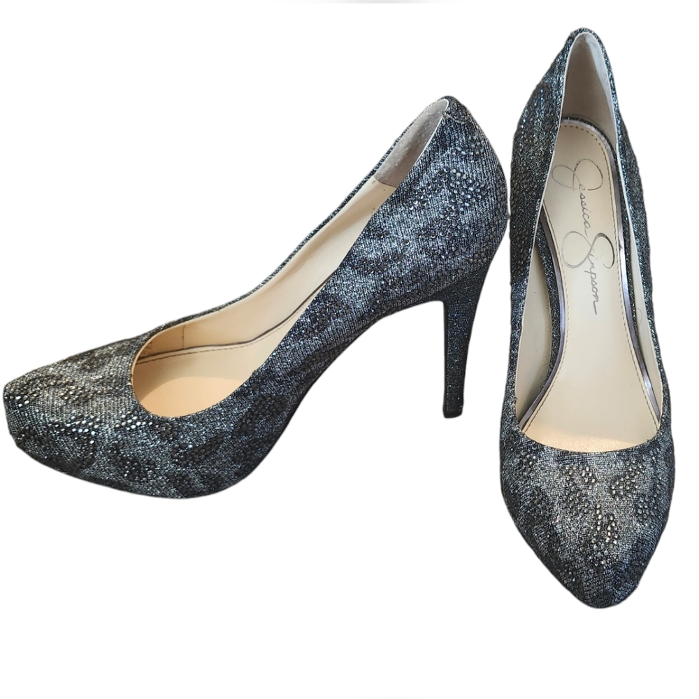 Jessica Simpson stilleto
